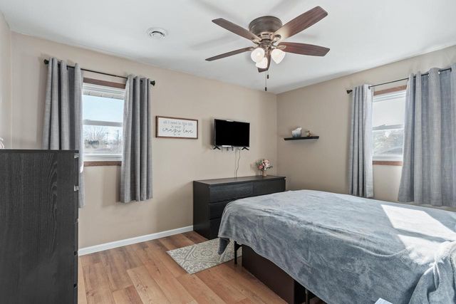 207 Silver DRIVE, Watertown, WI 53098