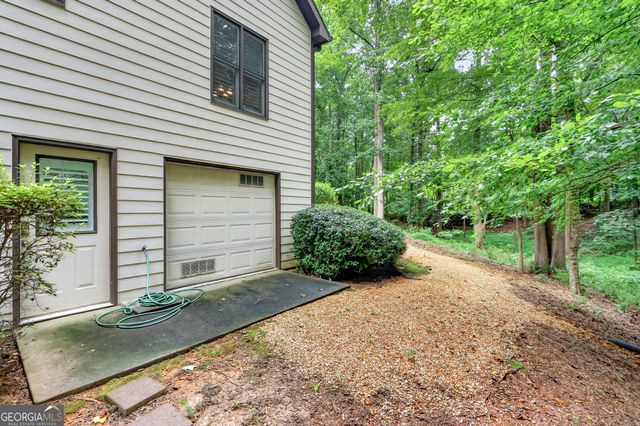 304 Crown Court, Canton, GA 30115