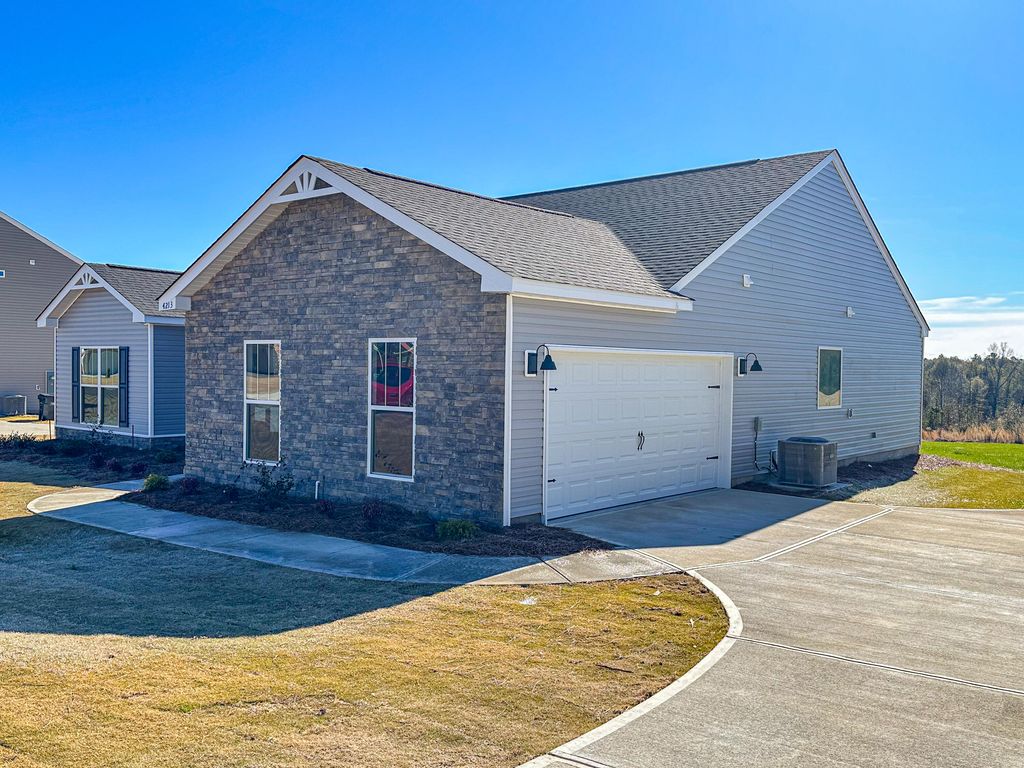 1683 N Pine Ridge Drive, Hephzibah, GA 30815