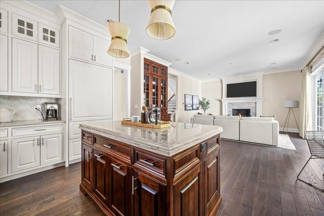 122 17th Street, Wilmette, IL 60091