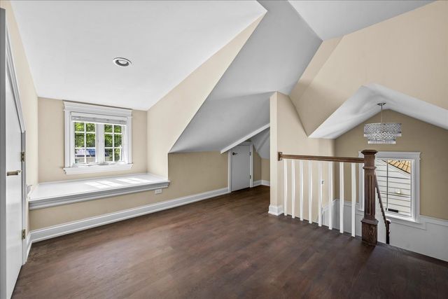 122 17th Street, Wilmette, IL 60091