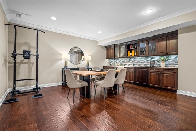 122 17th Street, Wilmette, IL 60091
