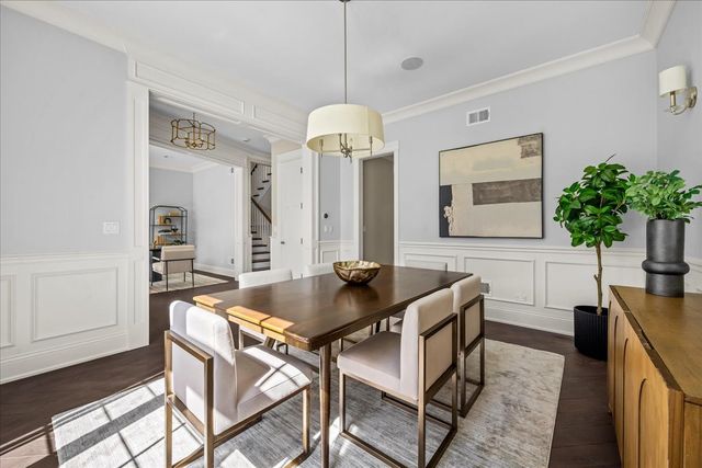 122 17th Street, Wilmette, IL 60091