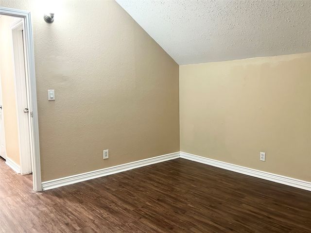 2219 Addington Street, Irving, TX 75062