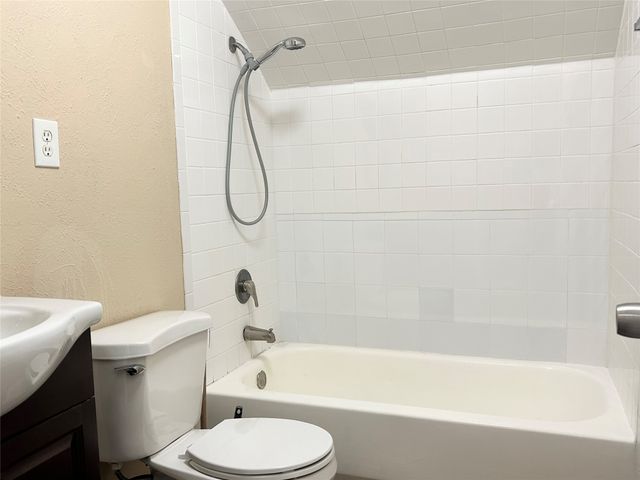 2219 Addington Street, Irving, TX 75062