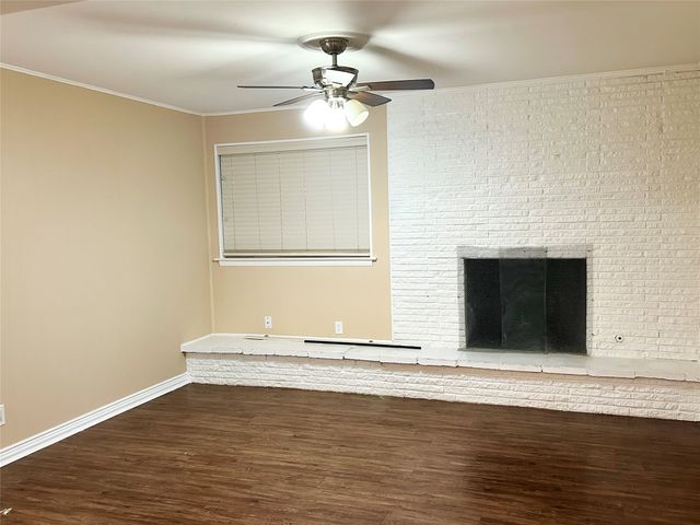 2219 Addington Street, Irving, TX 75062