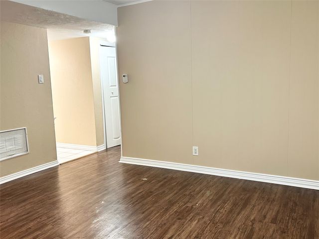 2219 Addington Street, Irving, TX 75062