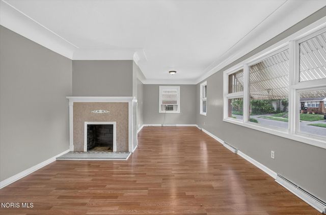 735 Russell Street, Toledo, OH 43608