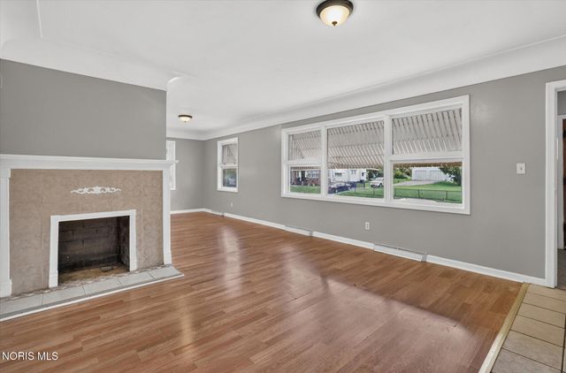 735 Russell Street, Toledo, OH 43608