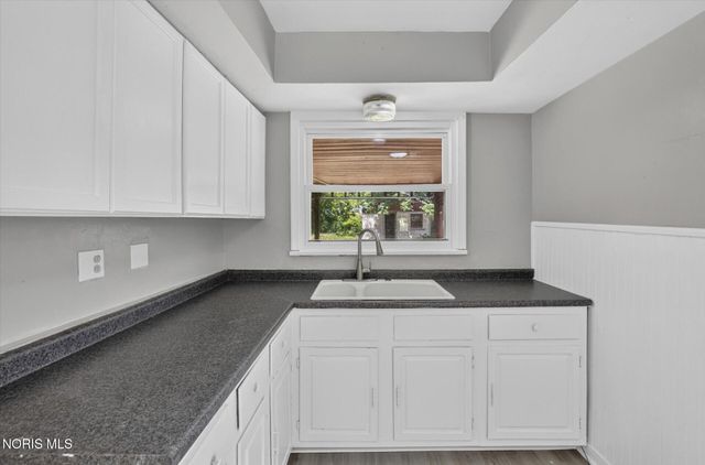 735 Russell Street, Toledo, OH 43608