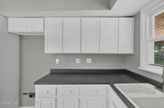 735 Russell Street, Toledo, OH 43608