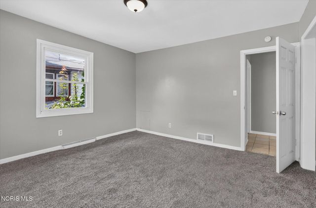 735 Russell Street, Toledo, OH 43608