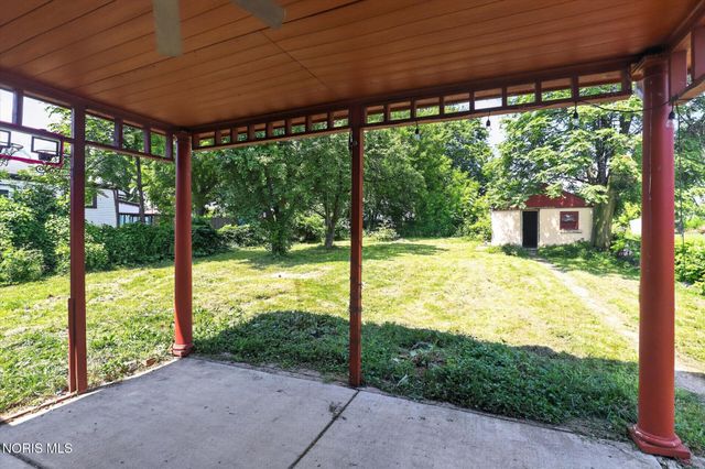 735 Russell Street, Toledo, OH 43608