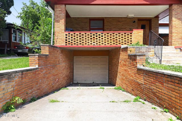735 Russell Street, Toledo, OH 43608