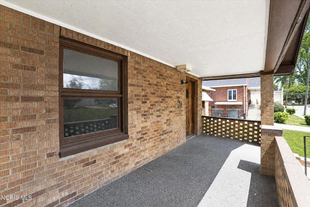 735 Russell Street, Toledo, OH 43608