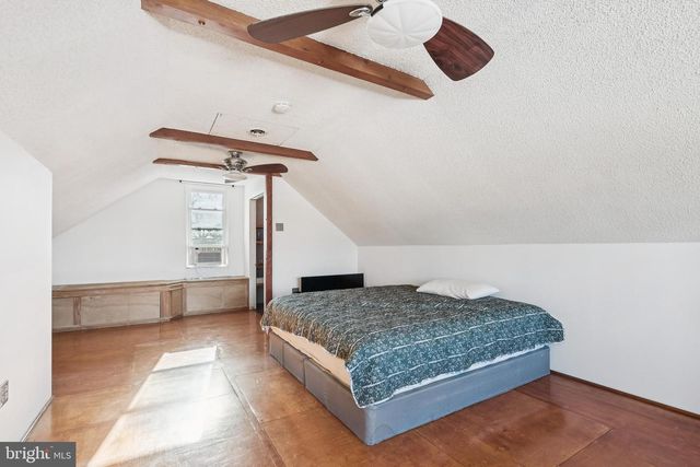 24 N CHESTER AVE, Riverside, NJ 08075