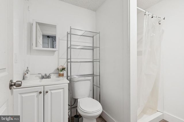 24 N CHESTER AVE, Riverside, NJ 08075