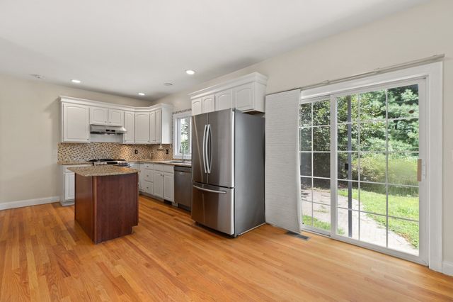 72 River St 72, Acton, MA 01720