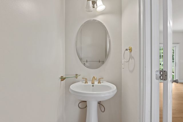 72 River St 72, Acton, MA 01720