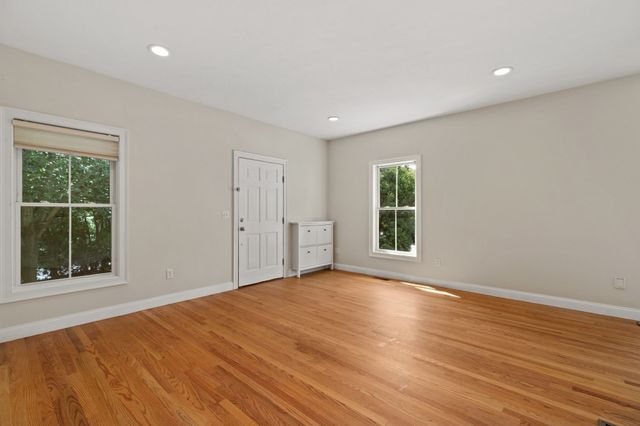 72 River St 72, Acton, MA 01720