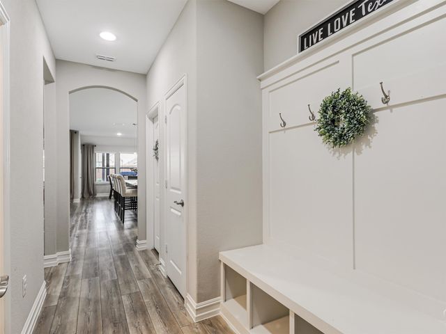 2809 Ranger Lane, Aubrey, TX 76227