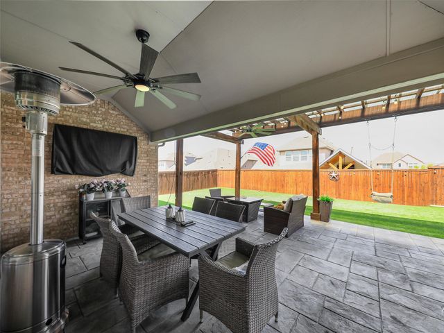 2809 Ranger Lane, Aubrey, TX 76227