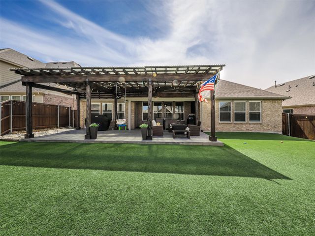 2809 Ranger Lane, Aubrey, TX 76227