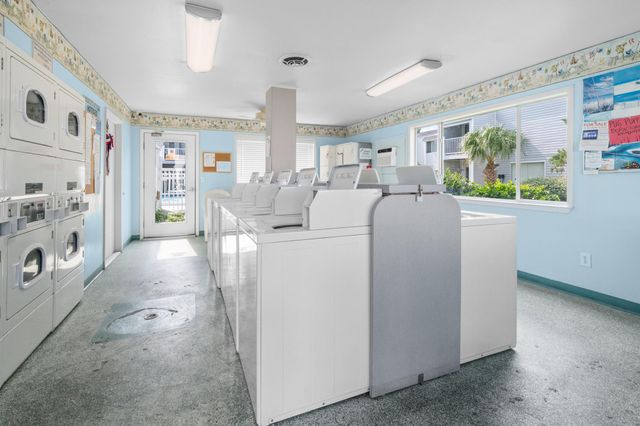 101 Old Ferry Road 12B, Shalimar, FL 32579