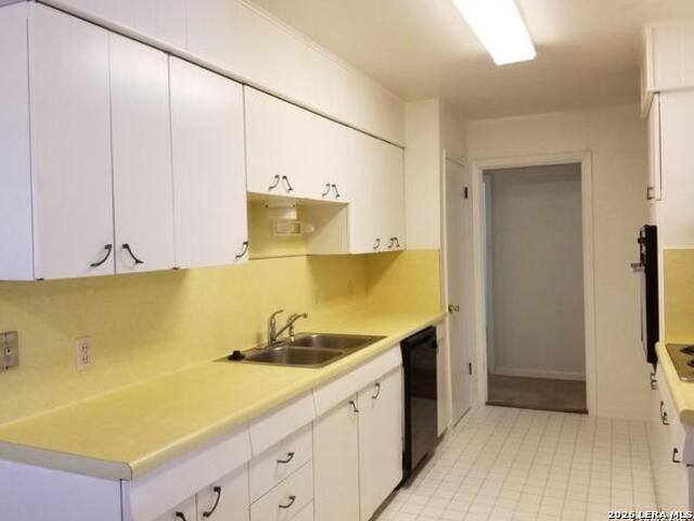 214 BEECHWOOD AVE, Universal City, TX 78148