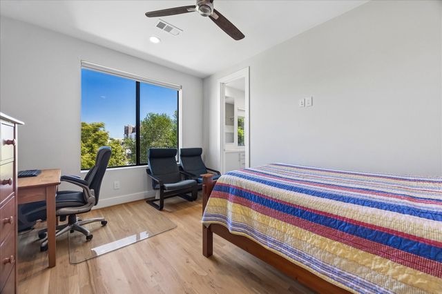 1311 Castle Court A, Houston, TX 77006