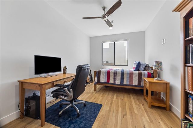 1311 Castle Court A, Houston, TX 77006