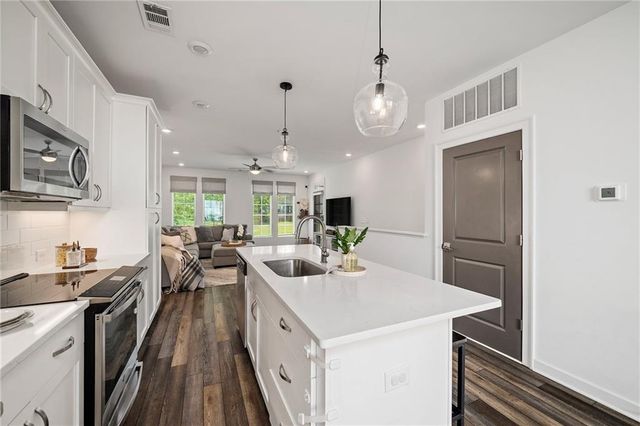 149 Devore Road 405, Alpharetta, GA 30009
