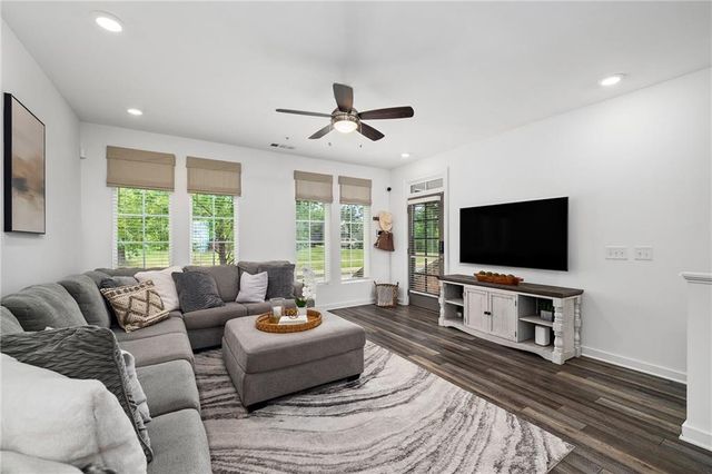 149 Devore Road 405, Alpharetta, GA 30009