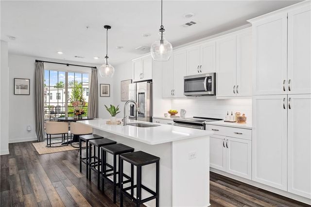 149 Devore Road 405, Alpharetta, GA 30009