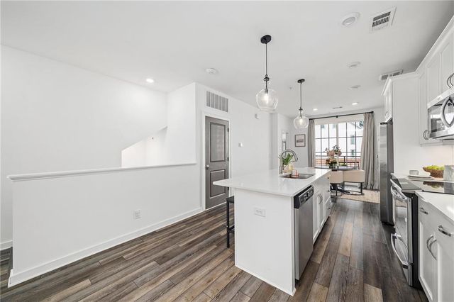 149 Devore Road 405, Alpharetta, GA 30009