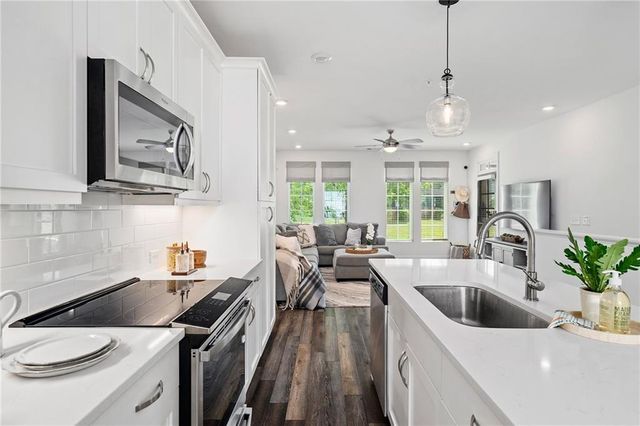 149 Devore Road 405, Alpharetta, GA 30009