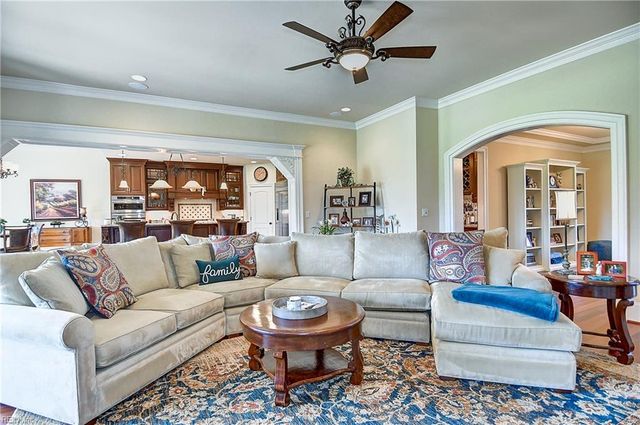 4016 River Park DR, Suffolk, VA 23435