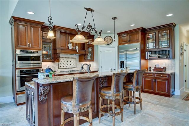 4016 River Park DR, Suffolk, VA 23435