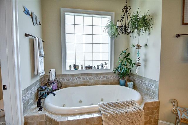 4016 River Park DR, Suffolk, VA 23435