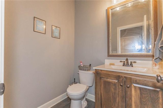 18988 W 165th Street, Olathe, KS 66062