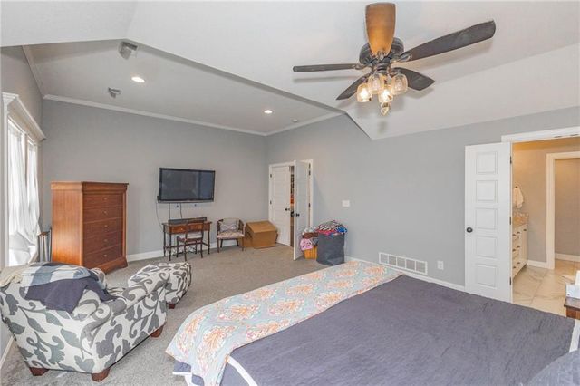 18988 W 165th Street, Olathe, KS 66062