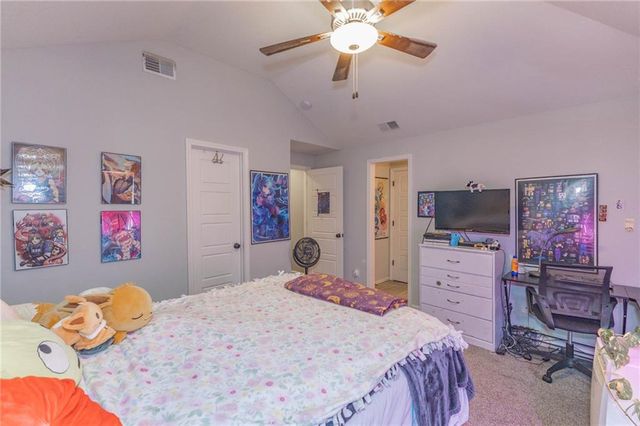 18988 W 165th Street, Olathe, KS 66062