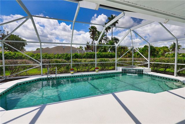 3865 9th Place, Vero Beach, FL 32960