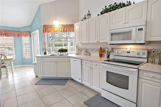 3865 9th Place, Vero Beach, FL 32960