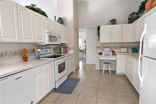 3865 9th Place, Vero Beach, FL 32960