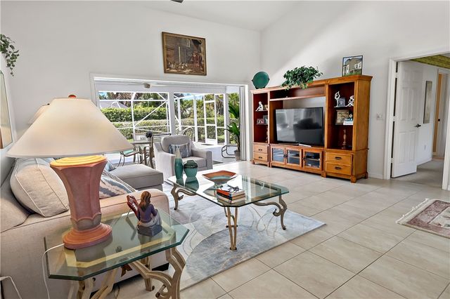 3865 9th Place, Vero Beach, FL 32960