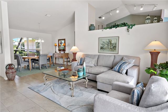 3865 9th Place, Vero Beach, FL 32960