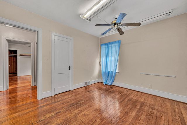 1917 Langdon RD SW, Roanoke, VA 24015