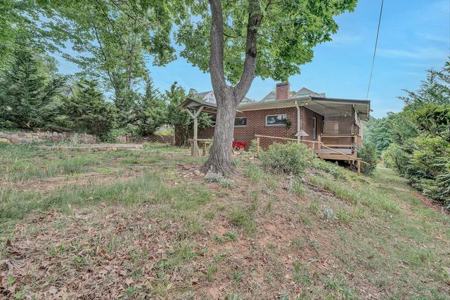 1917 Langdon RD SW, Roanoke, VA 24015