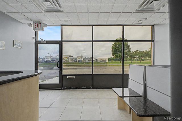 6140 Greenfield Road, Dearborn, MI 48126